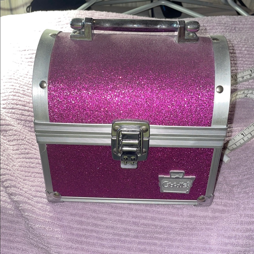 Caboodles Glittery Pink and Silver Box